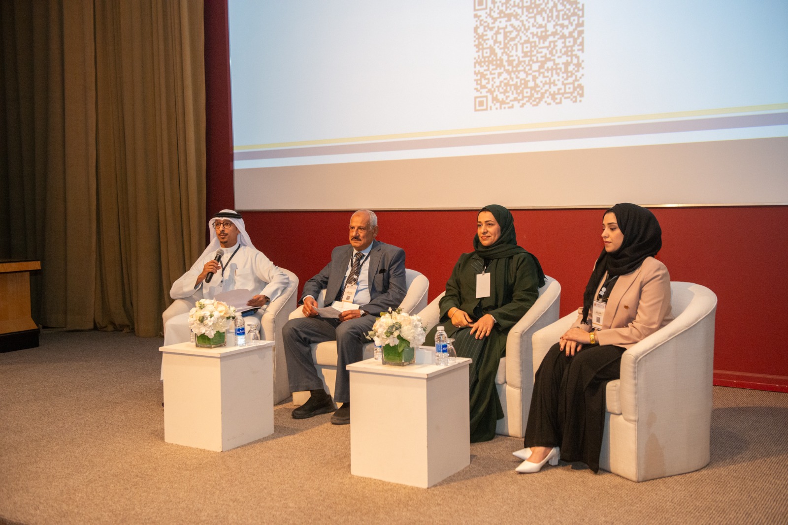 جامعة البحرين تستعرض آخر المستجدات في مجال الأدلة المادية في ملتقى بالتعاون مع النيابة العامة