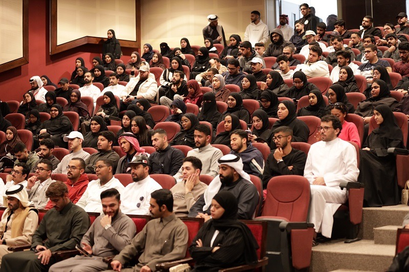 University of Bahrain Introduces Prospective Graduates to Employment and Training Support Entities